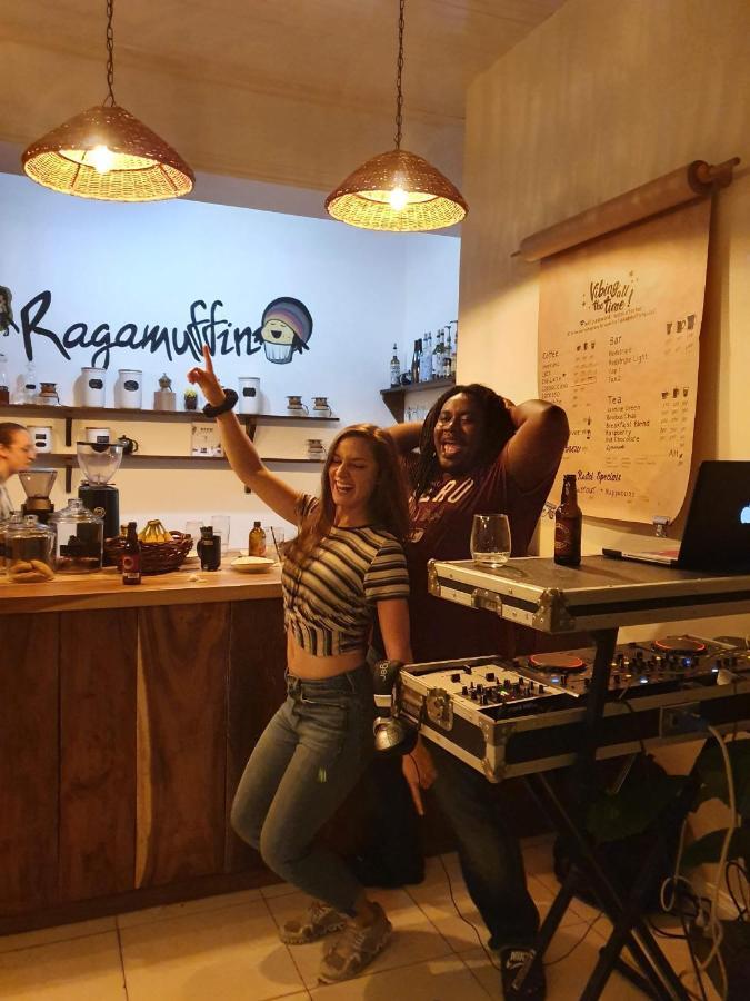 Ragamuffin Hostel Kingston Exteriör bild